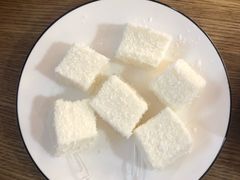 -广信牛奶甜品世家(台东店)