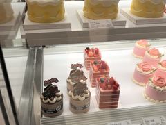 -好利来(上海虹桥新天地Lab主题店)