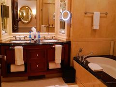 -广州富力丽思卡尔顿酒店