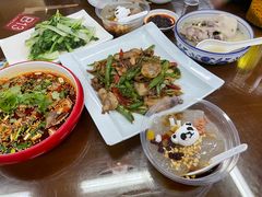 -丁太婆老妈蹄花(人民公园非遗总店)