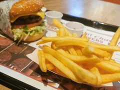 -The Habit Burger Grill 哈比特汉堡(复兴soho店)