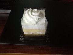 薄荷鲜奶蛋糕-红宝石·鲜奶小方·海派西点房(金杨店)