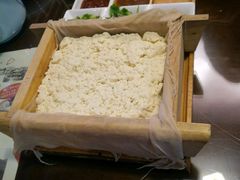 -东口码头·烧鸽子·鱼头泡饼·地方菜(金鹰悦城店)