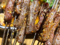 牛小串-一顿烧烤(八经街店)