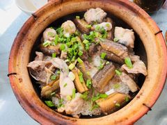 -容里煲仔饭(利丰北路店)