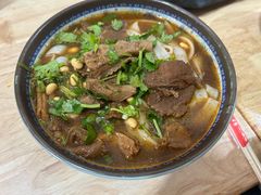 -牛师傅牛肉面(尚隆路店)