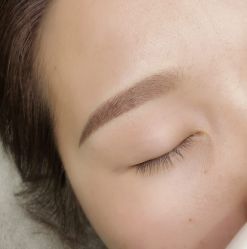 -轻妆Feel·半永久纹眉眼线