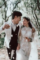 -AOROA·奥洛拉婚纱摄影·旅拍·礼服