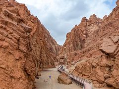 -天山神秘大峡谷