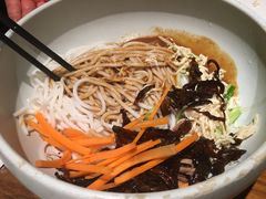 -云海肴·汽锅鸡·云南菜(天山百盛优客店)