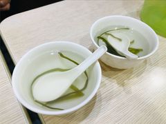 海带泡开水-老头盖浇饭(南京新街口明瓦廊宏光酒店店)