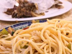 -维吾尔餐厅(宜山路店)