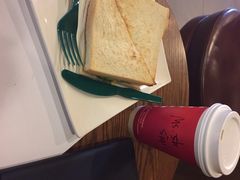 星巴克(凯德晶品店)-星巴克(北京复兴路店)