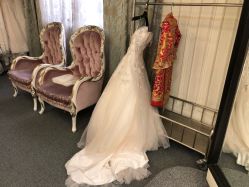 -南京宝娜嫁衣婚纱礼服馆(中央路店)