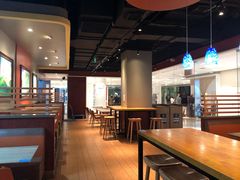 大堂-The Habit Burger Grill 哈比特汉堡(复兴soho店)