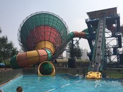 -欢乐水魔方水世界