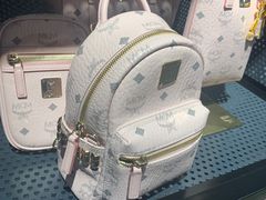 -MCM(比斯特上海购物村店)