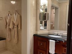 -广州富力丽思卡尔顿酒店