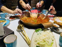 -墨居上隐·院子里火锅(峨眉店)