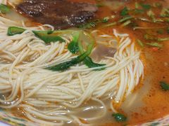 -金杨拉面王小吃面馆·牛三宝面·红烧牛肉粉