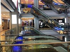 -红星美凯龙全球家居生活广场卡子门店-停车场