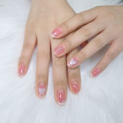 -七彩虹美甲美睫 半永久