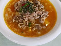 酸汤肥牛-壮乡楼民俗文化苑(李宁体育园店)