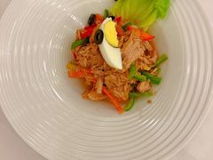 金枪鱼沙拉-莫斯科餐厅