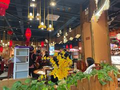 -老滇山寨•云南特色菜•地方菜•民族风情歌舞表演(金碧店)