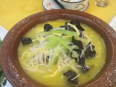 -侬佳蒸菜馆(听潮店)