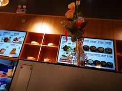 -万和春排骨砂锅米饭(新业广场店)