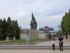 -华北军区烈士陵园