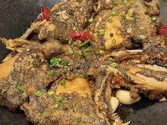 锅烧深海碟鱼头-大份-开海·红岛海鲜虾水饺(石老人店)