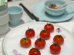 番茄脆菇沙拉-羲和雅苑•北京烤鸭(陆家嘴中心店)