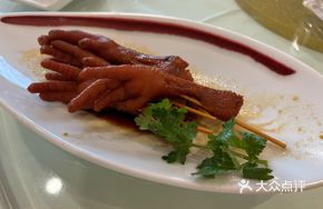 Braised Chicken Feet in Soy Sauce