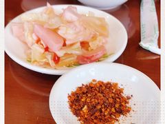 -谢老五跷脚牛肉·非遗传承店