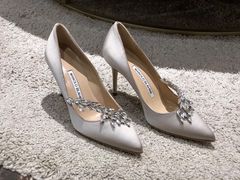 -Manolo Blahnik(置地广场店)