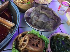 -瓜西西重庆火锅(花溪店)