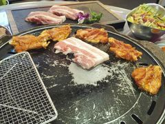 -玄希浪漫厨房·韩料烤肉(湖滨银泰in77店)