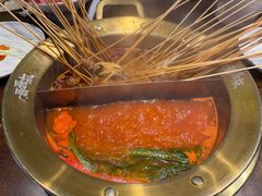 番茄鸳鸯锅-牛签签串串香(IFS店)