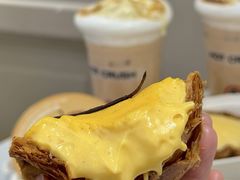 -HOT CRUSH趁热集合·现烤面包(上海环球港店)