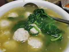 豆尖豆腐丸子汤-嘉里饭庄
