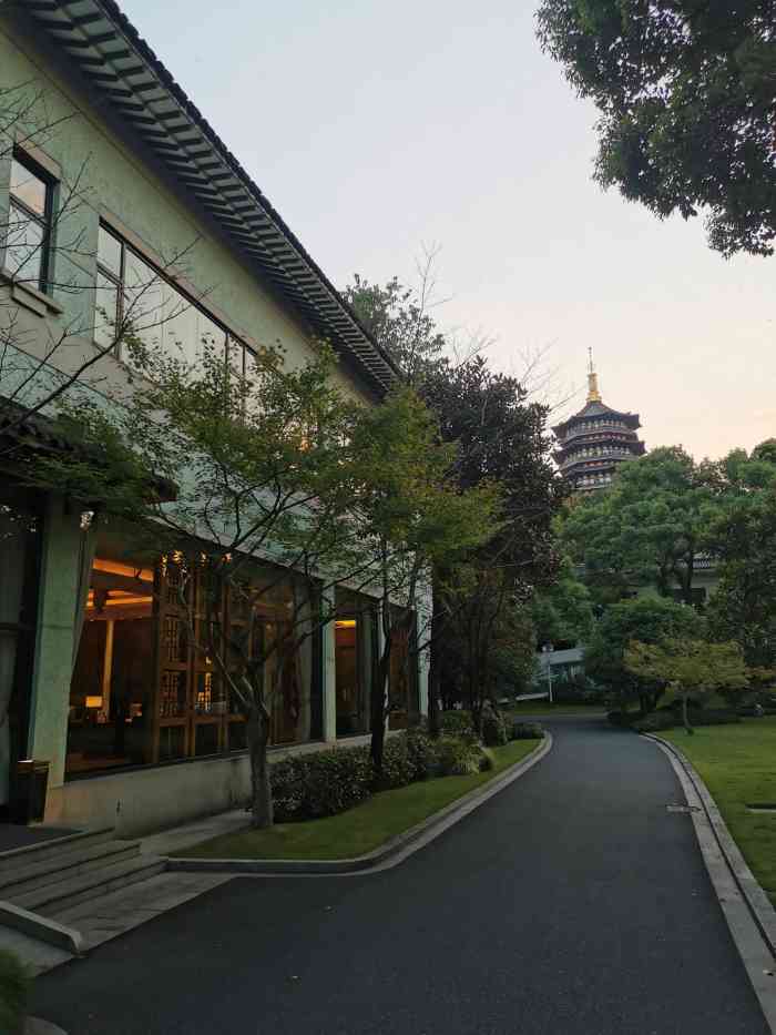 浙江西子宾馆·汪庄-"就在雷锋塌旁边,位置很好,风景绝佳,不用.