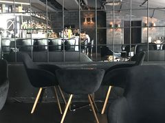 -UNI UNI(环亚凯瑟琳店)