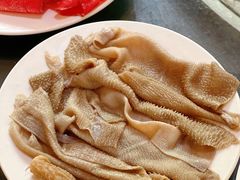 -周老三跷脚牛肉·全牛火锅(非遗传承店)