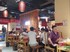 大堂-东镇老火锅(长春路首店)