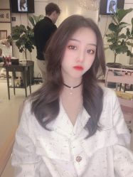 -Hello Lady发型设计