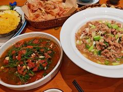 -老滇山寨•云南特色菜•地方菜•民族风情歌舞表演(金碧店)