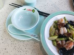 -巧克力渔家.小船海鲜胶东菜(万平口店)