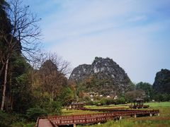 -高荡千年布依古寨旅游景区